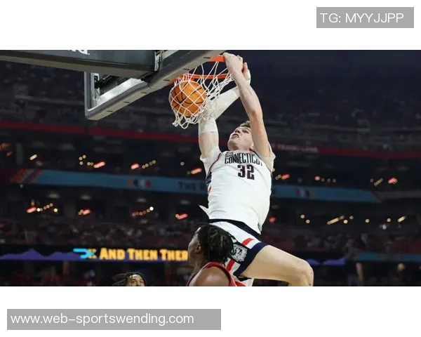 斯普利特称赞克林根表现出色可胜任球队进攻组织核心角色 斯普利特称赞克林根表现出色可胜任球队进攻组织核心角色